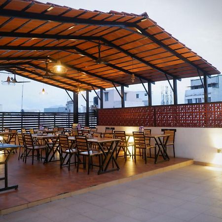 Hotel Aiba Regency Coimbatore Esterno foto