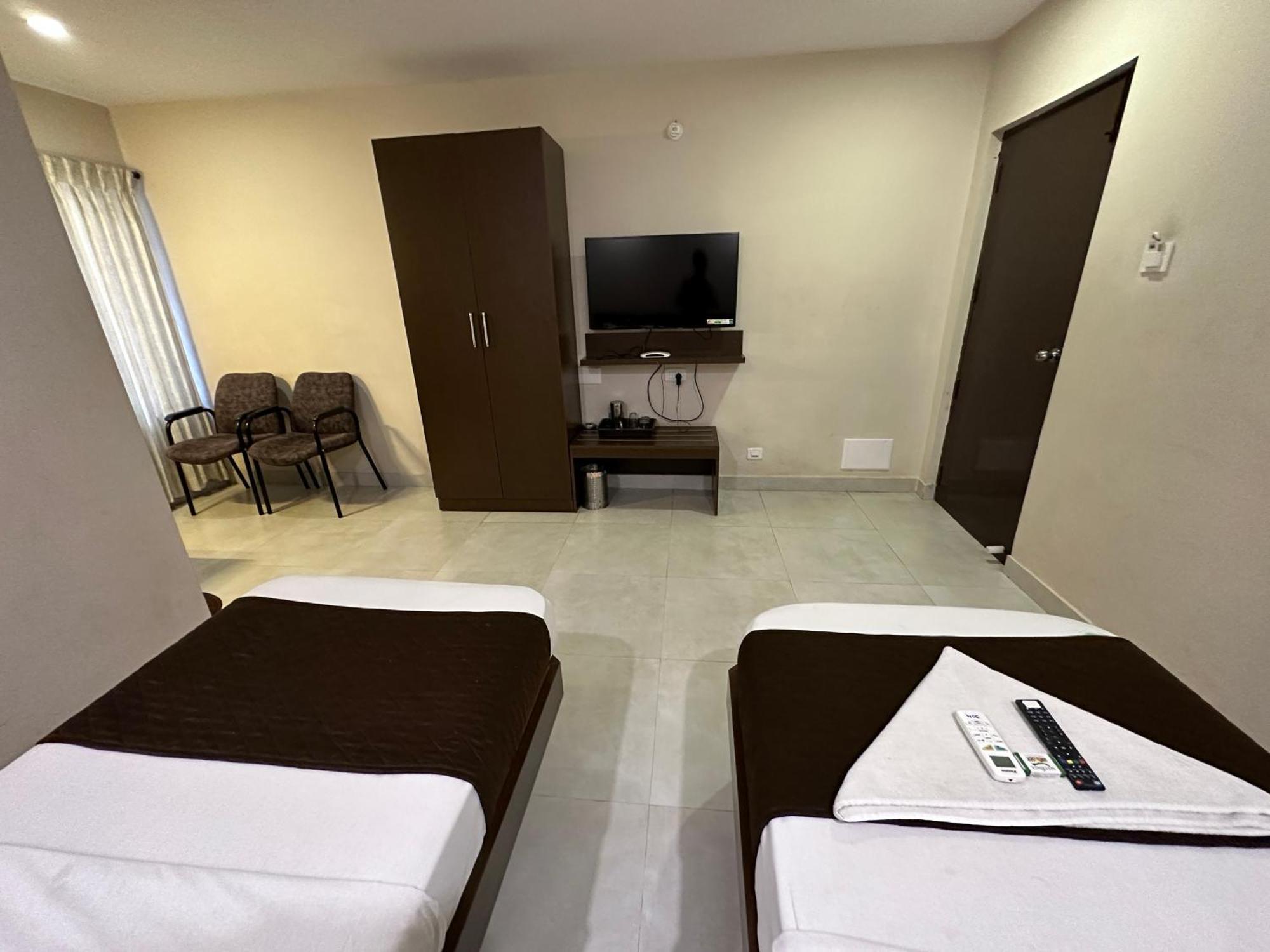Hotel Aiba Regency Coimbatore Esterno foto